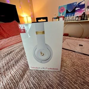 Beats Studio3 wireless headphones